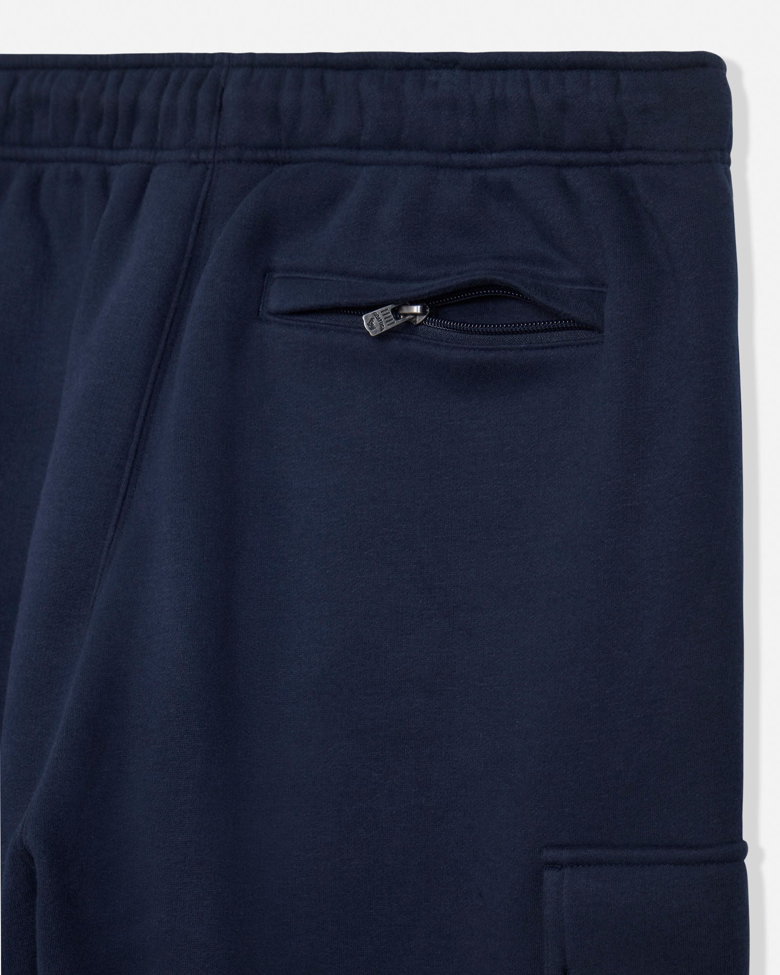 #color_navy-blazer