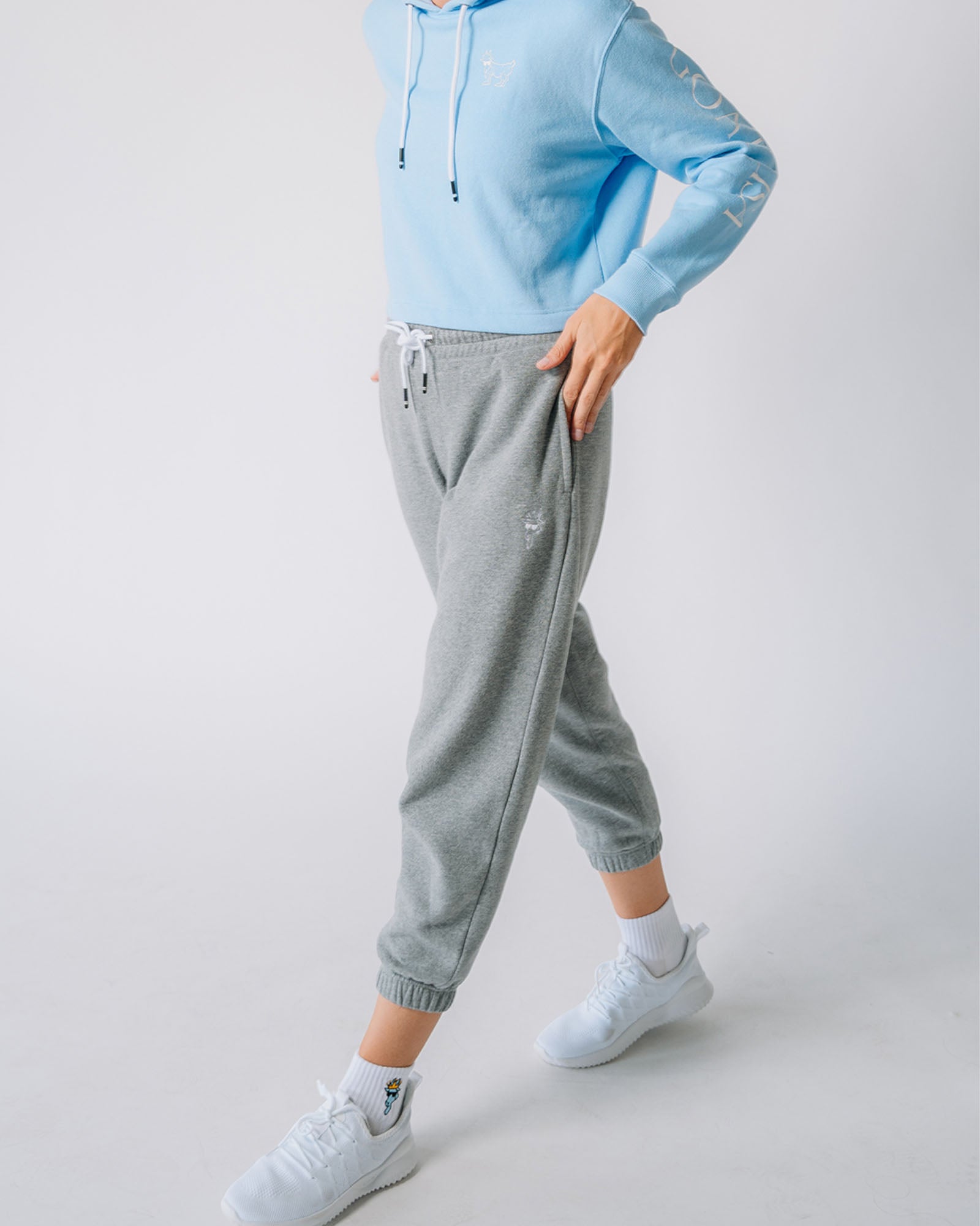 Model wearing gray Women's Scrunch Joggers#color_gray